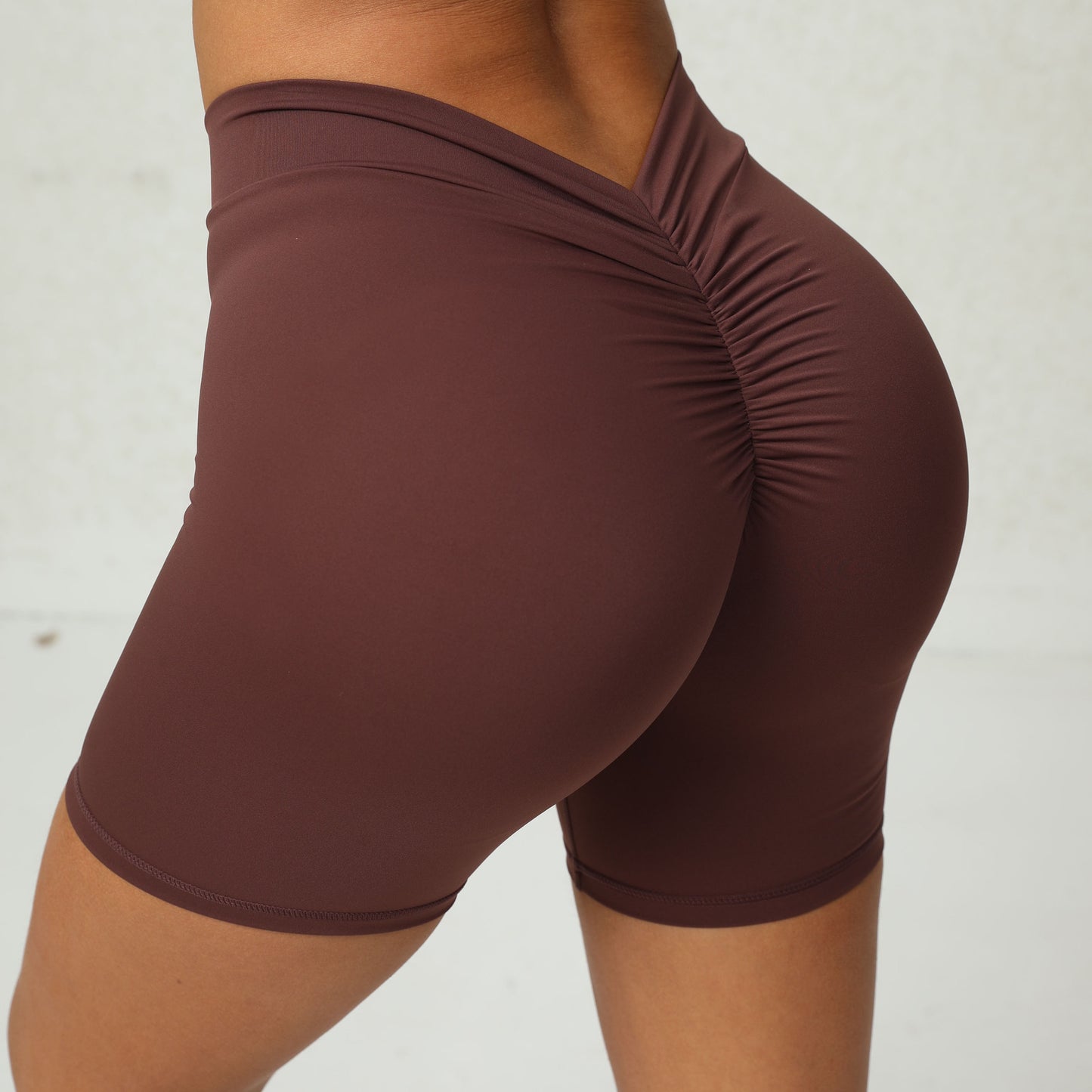 Femenza™ Back Waist Deep V-Shaped Wrinkle Yoga Shorts