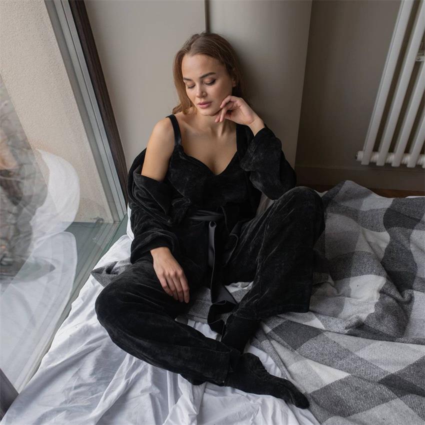 Femenza™ Comfortable Sleepwear Set